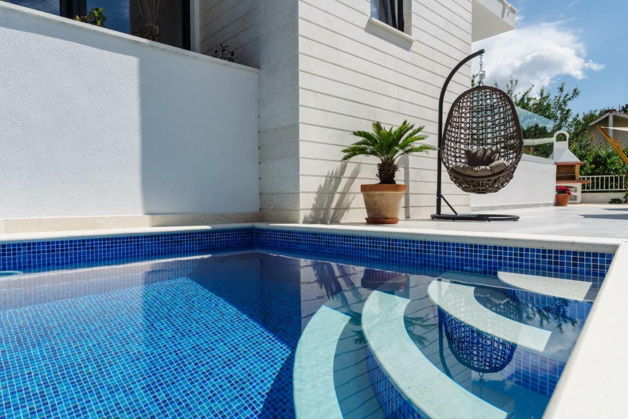 Apartments Villa Dalmatia Trogir Exterior photo